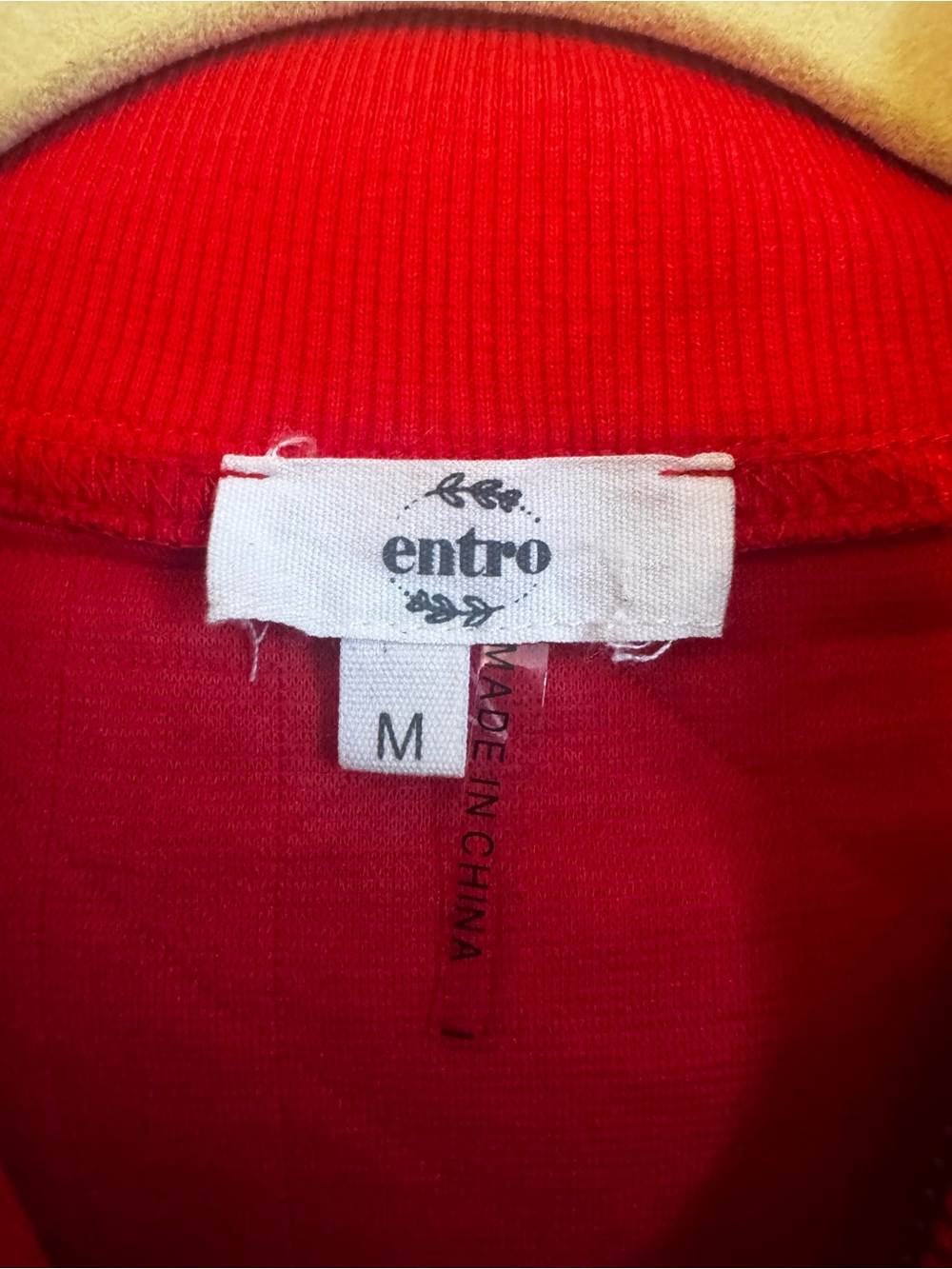 entro Red Quilted Sleeveless Pullover with Half-Zip Neck and short set - Picture 5 of 6